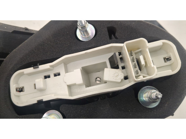 Задний фонарь     3C8945096D     