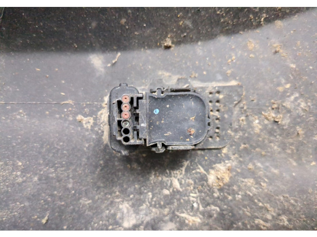 Бампер  KIA Stinger 2017-2021 задний   