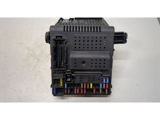 Блок предохранителей Volvo S80 1998-2006