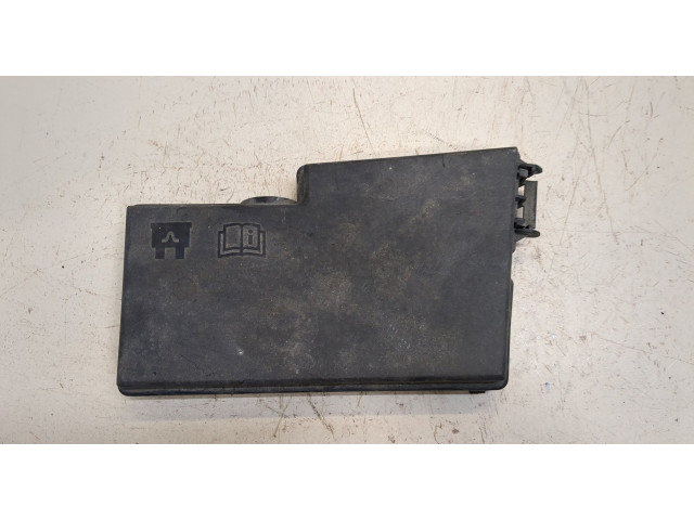 Крышка блока предохранителей  Ford Focus 2 2005-2008         