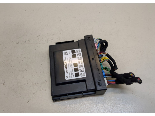 Блок комфорта  Chevrolet Equinox 2017-      13524922  