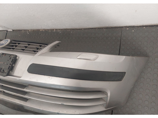 Бампер  Fiat Stilo 2001-2007 передний   