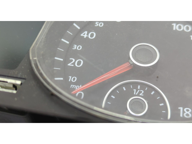 Панель приборов  Volkswagen Passat CC 2008-2012            