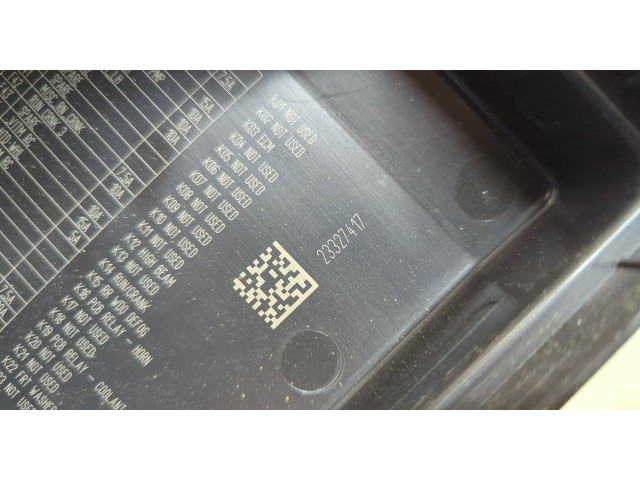 Крышка блока предохранителей  Chevrolet Volt 2015-2019      23327417   