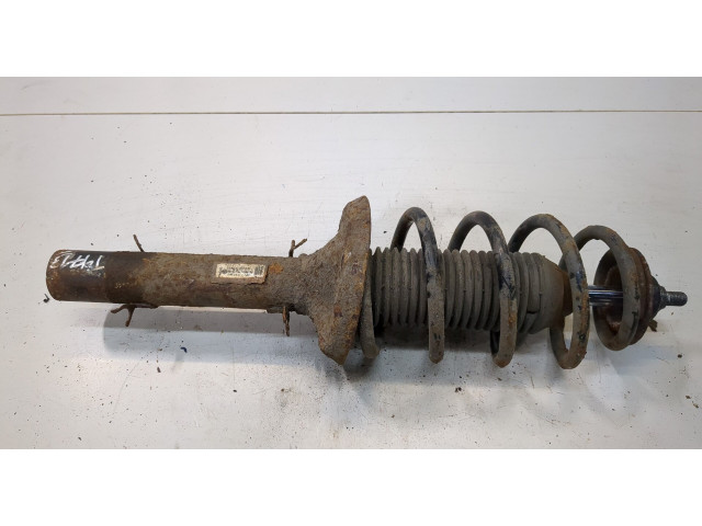 Стойка амортизатора Skoda Octavia Tour 2000-2010 1J0413031T, JZW413031F