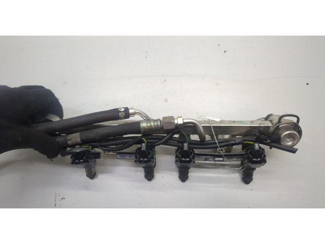 Форсунка топливная  Skoda SuperB 2001-2008    06B906031A     