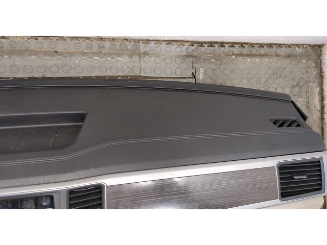 Панель приборов  Volkswagen Atlas 2017-2020       3CN920850B     