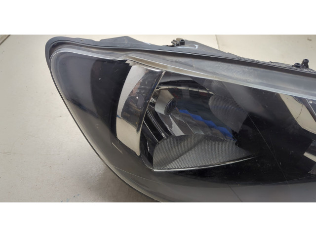 Фара передняя  Volkswagen Caddy 2004-2015 правая 