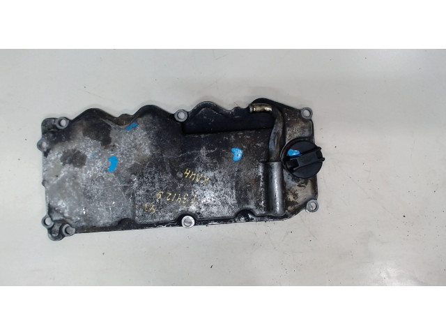 Клапанная крышка двигателя ДВС Nissan Navara 1997-2004 2.5 13264VK510