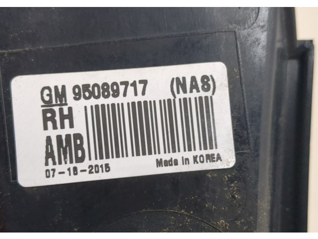 Задний фонарь          