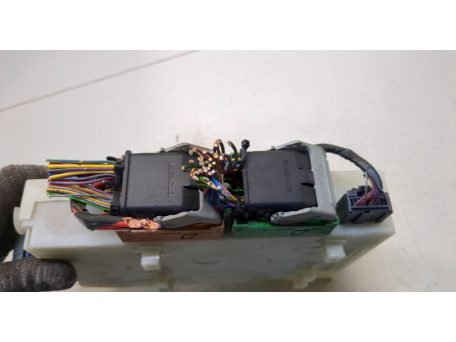 Блок предохранителей  Volvo S80 2006-2016         