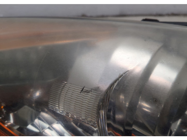 Фара передняя Mazda 3 (BL) 2009-2013 правая