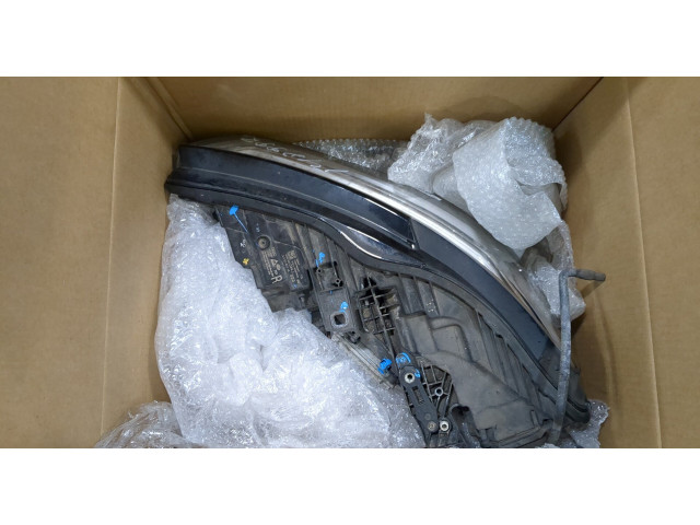 Фара передняя Audi A6 (C7) 2014-2018 правая