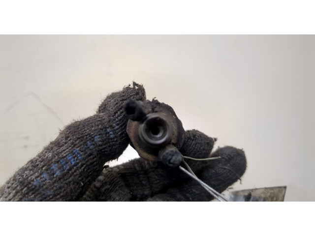 Форсунка топливная  Volkswagen Transporter 4 1991-2003    068130202G     