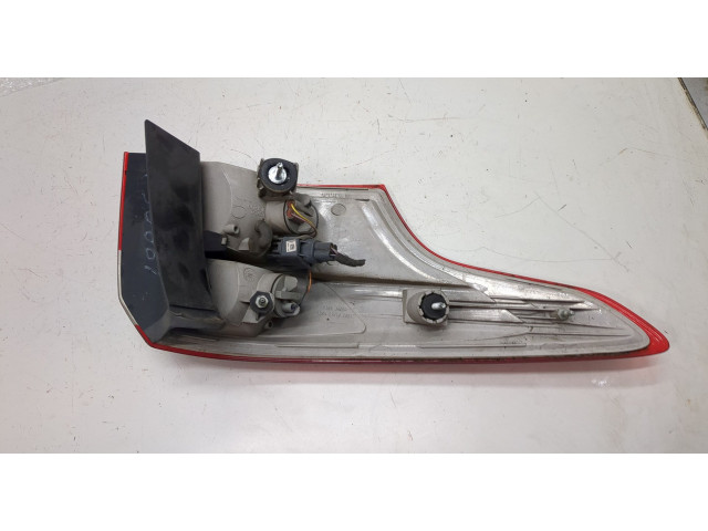 Задний фонарь          