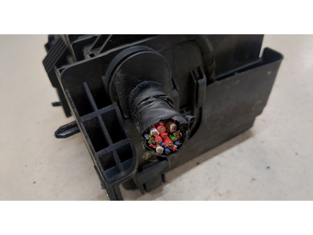 Блок предохранителей  KIA Ceed 2007-2012          1.4