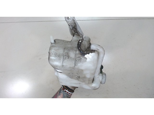 Бачок расширительный Mitsubishi L200 2015-2019 1375A359 2.4