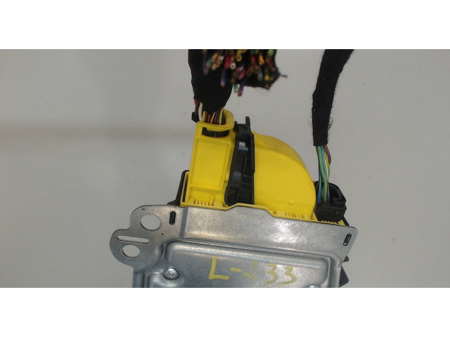 Блок управления подушками безопасности Mercedes ML W166 2011-