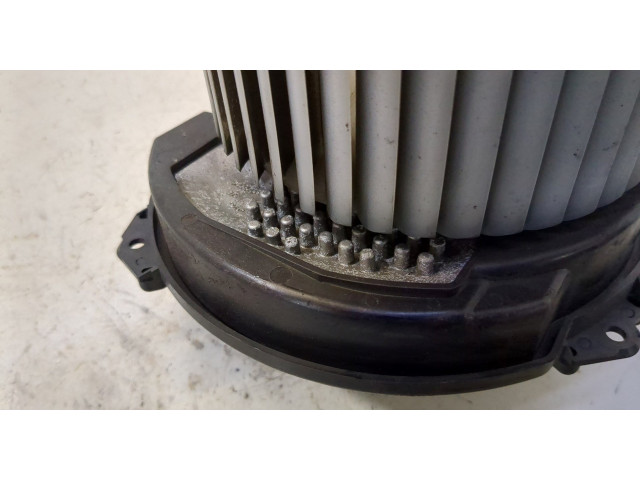 Моторчик печки Jeep Cherokee 2013-