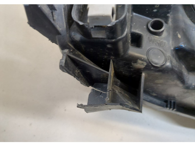 Фара передняя  Volvo V70 2001-2008 левая 