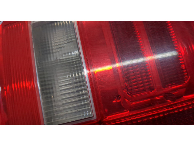 Задний фонарь          