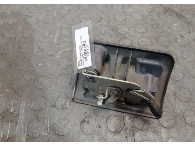 Замок багажника  Fiat Doblo 2005-2010       