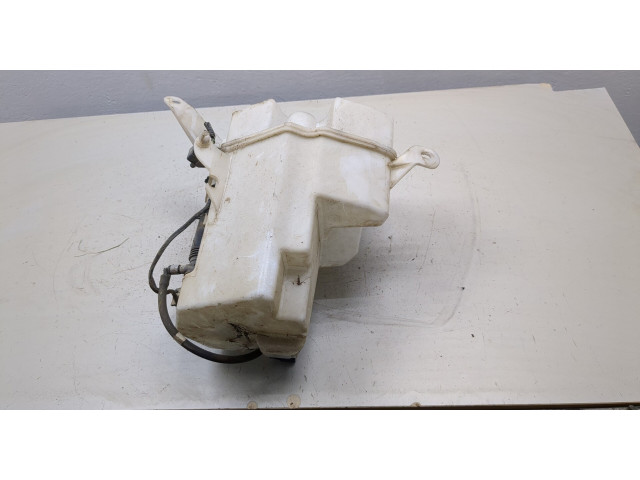 Бачок омывателя Jeep Grand Cherokee 2004-2010