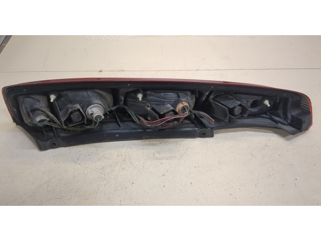 Задний фонарь Nissan X-Trail (T30) 2001-2006