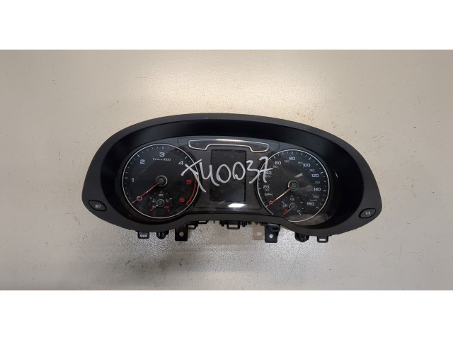 Панель приборов Audi Q3 2011-2014 Дизель