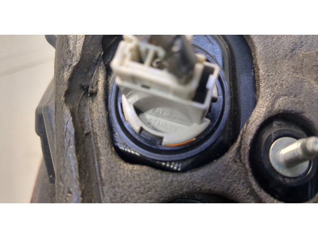 Задний фонарь