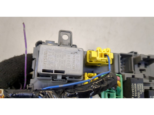 Блок предохранителей  Acura MDX 2006-2013         