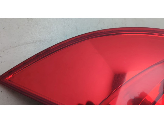 Задний фонарь          