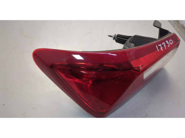 Задний фонарь