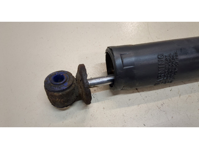 Стойка амортизатора  Chevrolet Tahoe 2006-2014      