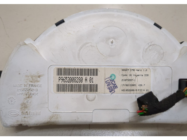 Панель приборов  Citroen C2       p9652008280   1.4  Бензин