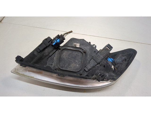 Фара передняя  Ford Focus 2 2008-2011 правая 