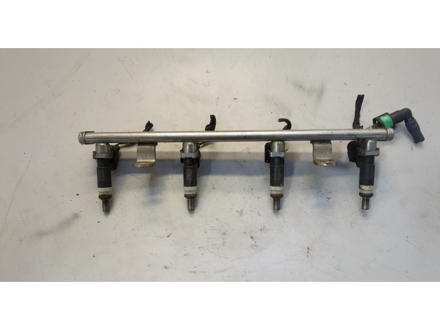 Форсунка топливная Jeep Compass 2011-2016 04891577AC