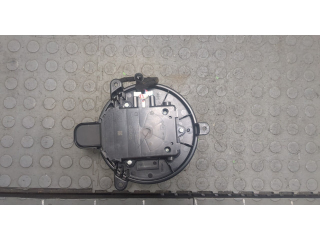 Моторчик печки Chevrolet Camaro 2015-2018