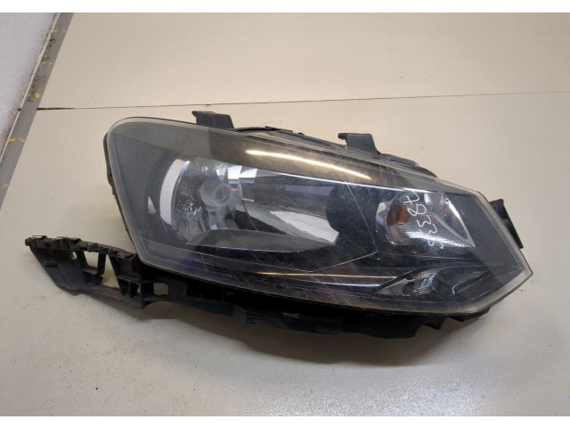 Фара передняя  Volkswagen Polo 2009-2014 правая 