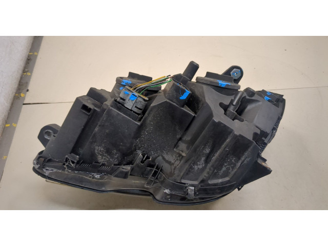 Фара передняя Mercedes C W204 2006-2015 правая