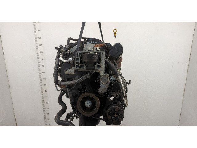 Форсунка топливная  Mazda 5 2010-2015    Y65013H50C     