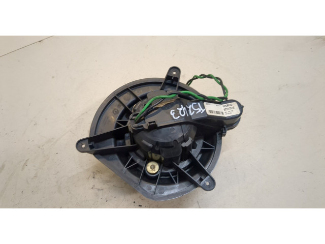 Моторчик печки  Jeep Grand Cherokee 2004-2010        