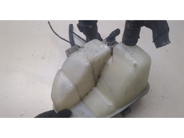 Бачок расширительный Mercedes C W203 2000-2007 2.2