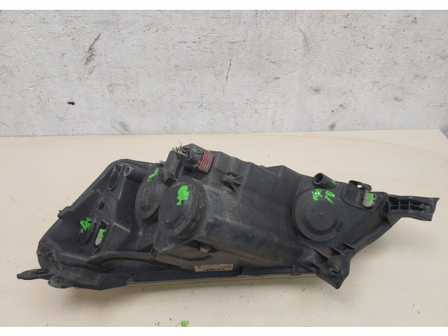 Фара передняя Peugeot Expert 2007-2016 правая