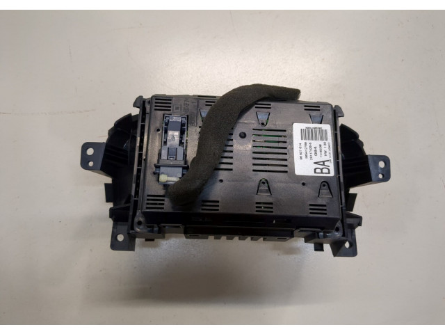 Дисплей бортового компьютера  Opel Antara        