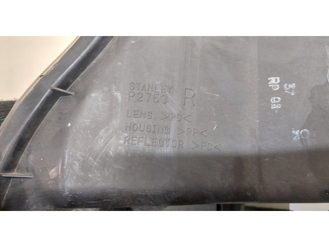 Фара передняя Suzuki Ignis 2003-2007 правая