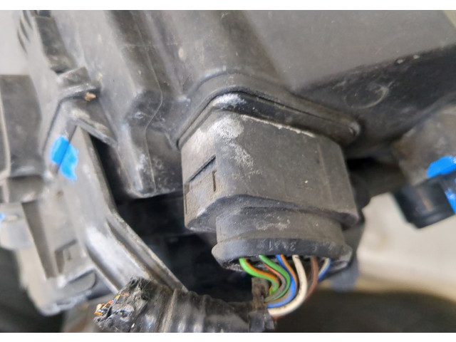 Фара передняя  Ford Focus 2 2005-2008 левая 