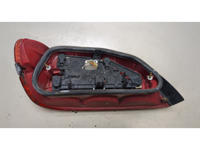 Задний фонарь        Peugeot 406 1999-2004 