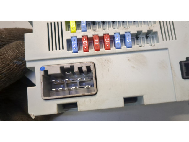 Блок предохранителей Jaguar XE 2015-2025 CPLA14Q073AA