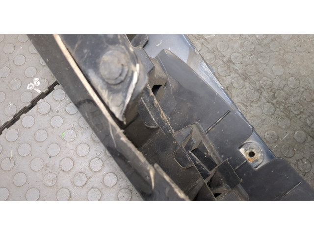 Бампер  Jeep Grand Cherokee 2004-2010 задний   